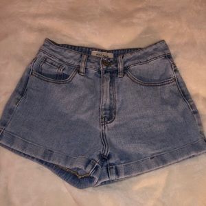 mom jean shorts